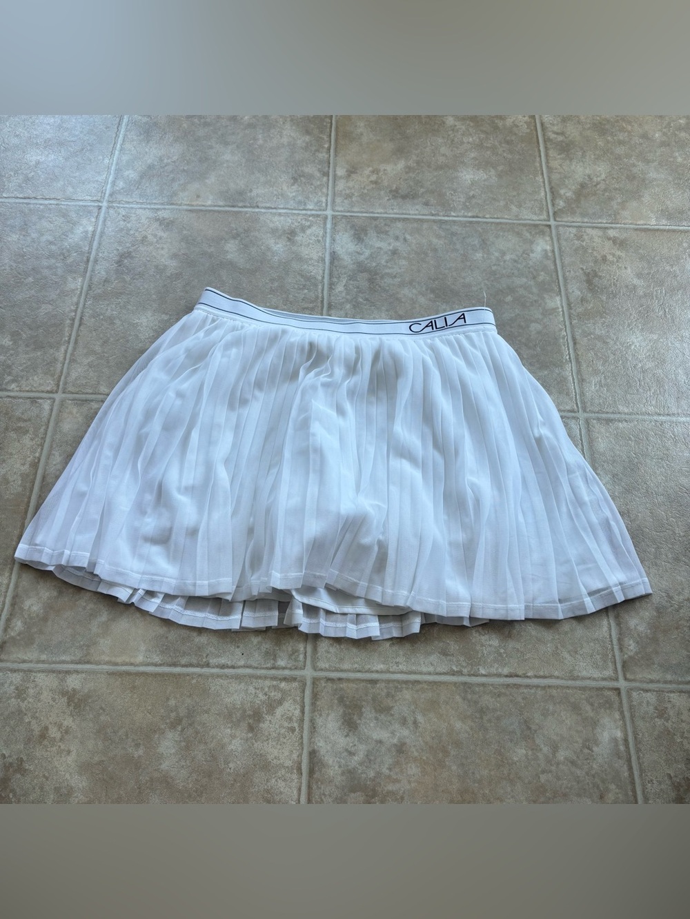 CaliA White Pleated Mini Skirt
